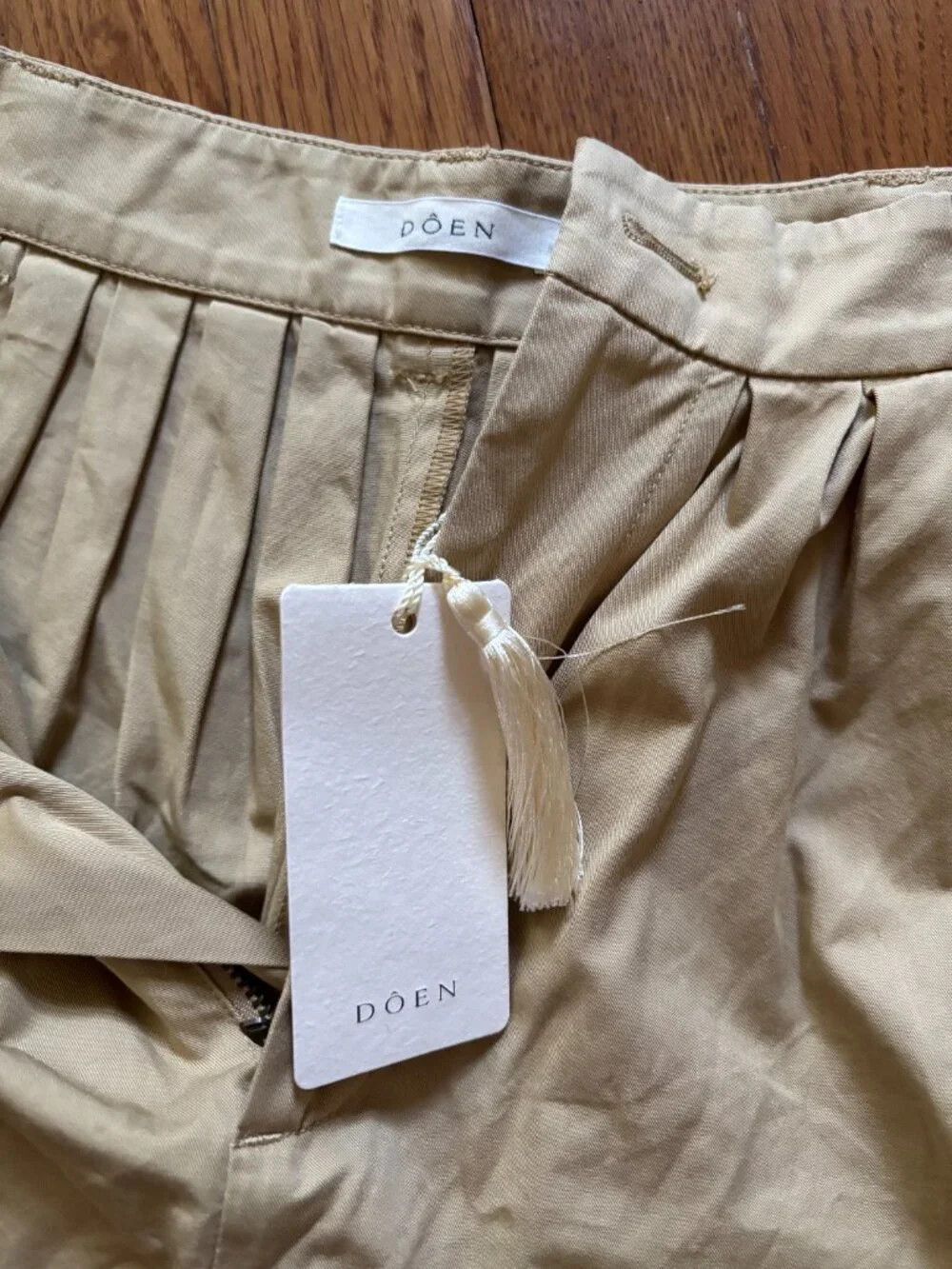 NWT DÔEN Paige Short in Desert